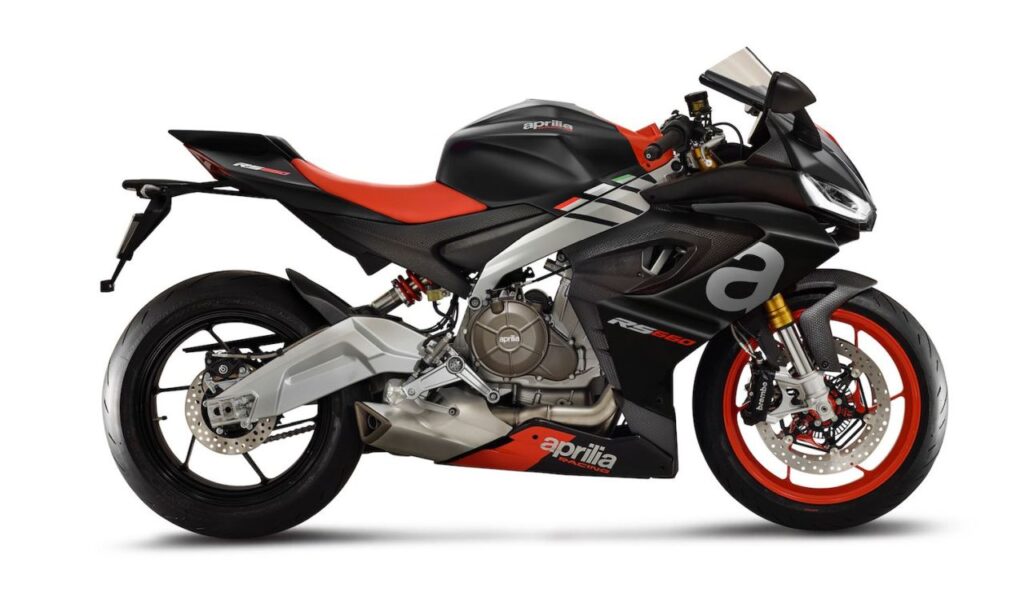 aprilia-rs-660-black-and-red-