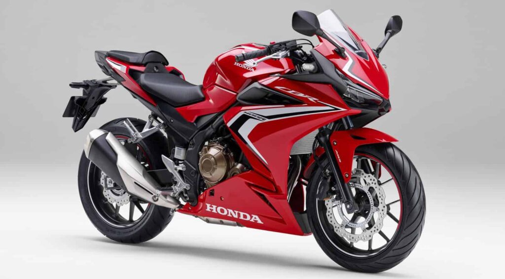 2020-honda-cbr400r-revealed-in-japan