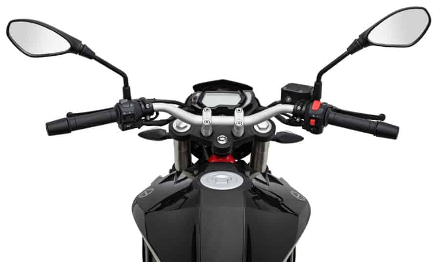 -Benelli-BN125-2020-Digital-console-